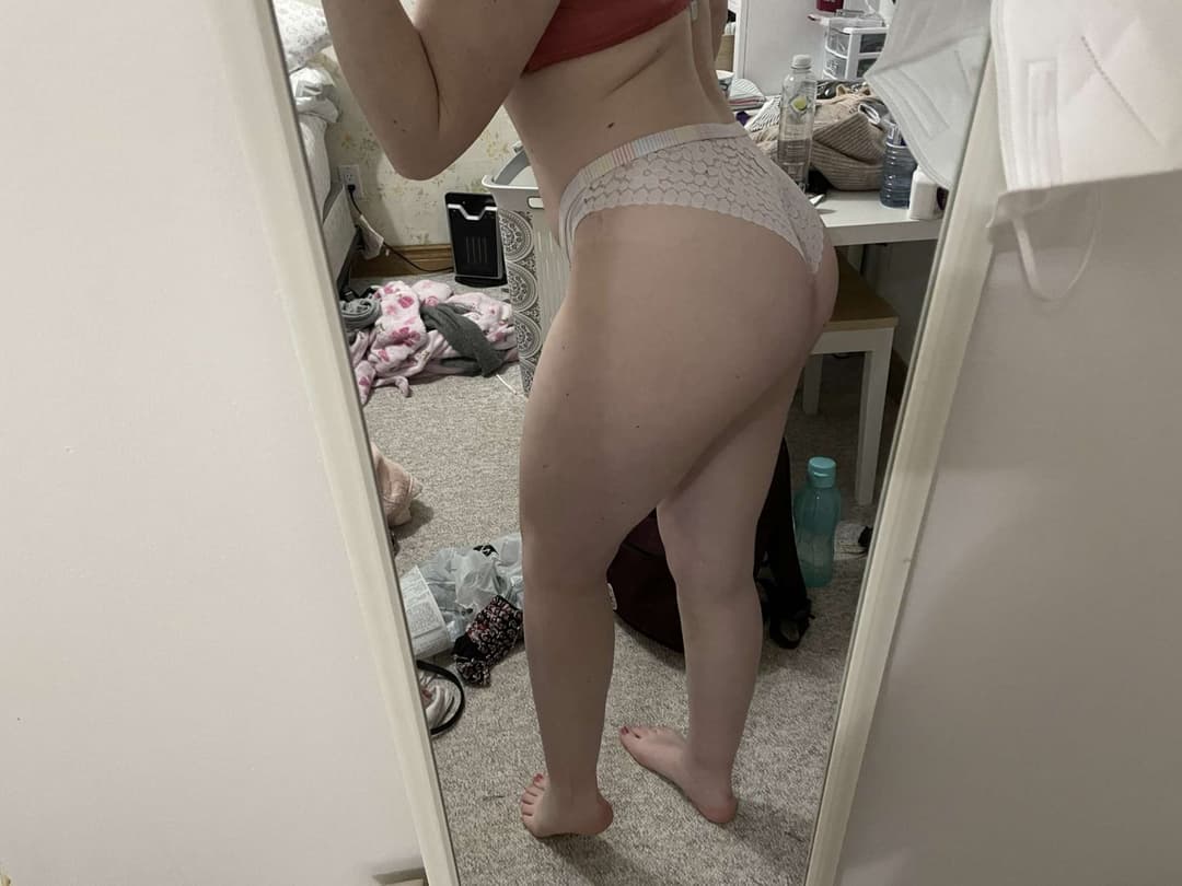 Merry Christmas from fatty in her Christmas lingerie