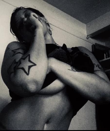 Milf Bitch from Inglewood, CA Now Lives in Vegas Selling Pussy and Doing Massages (50 as of 2025)