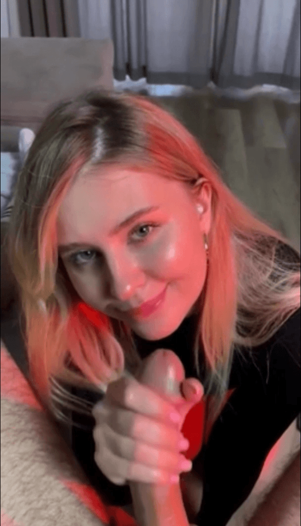 Melody, 19, Phoenix, US - Beautiful Blonde Got Huge Facial