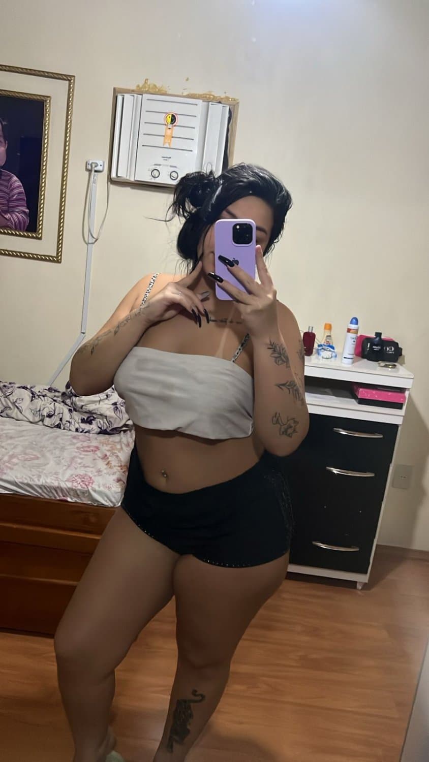 Alguém tem mais dela?? Lembro que ela tinha privacy mas nunca mais achei nada