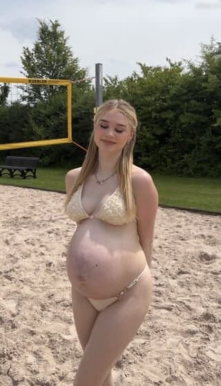 Jasmin Schneider pregnant