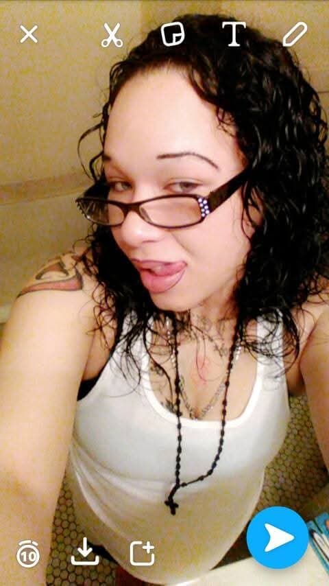 Some pic of a sister that needs some cum in her badly hmu