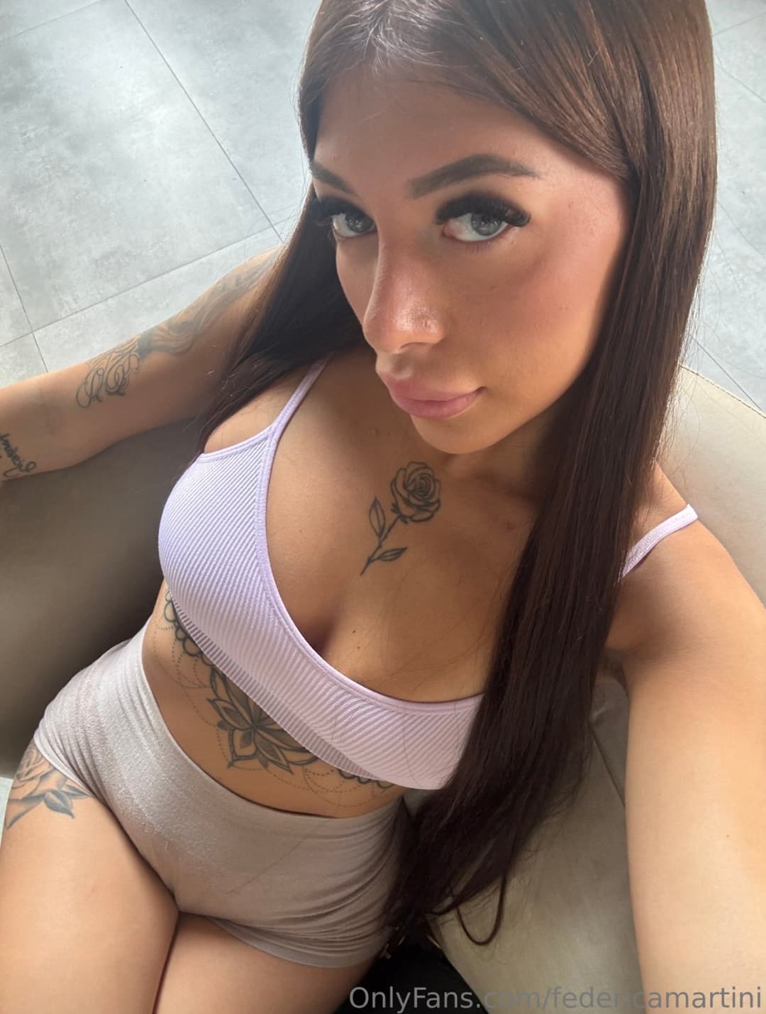 Italian fart queen federichina scoreggina