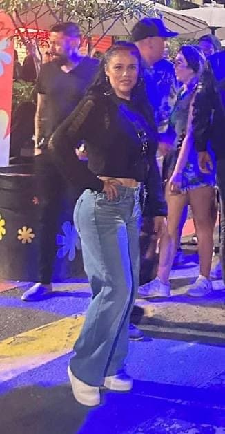 Look at this Stacked Thick Latina Milf, Is she built for BBC?