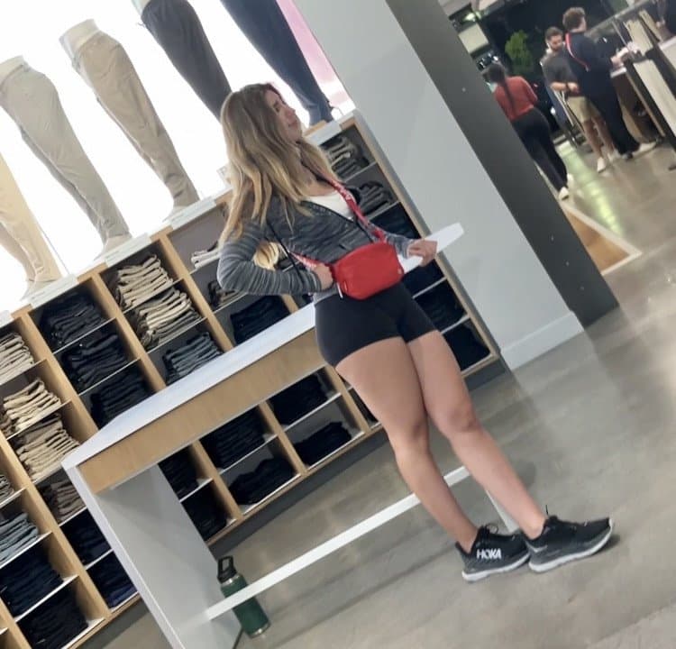 Click to view full size Lulu Bubble Ass