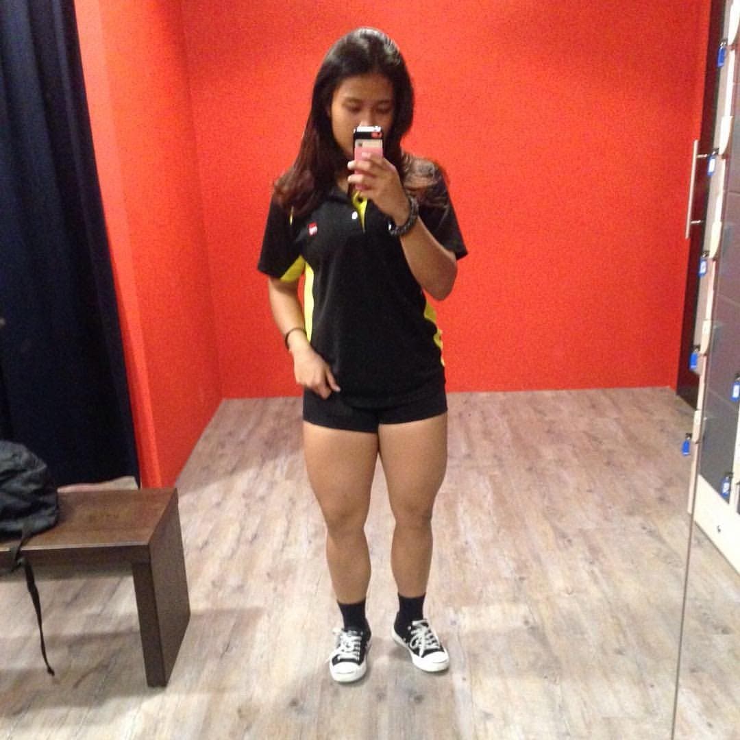 My favourite fitness girl with big thigh but I like her thigh more But she arrogance type