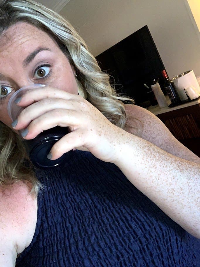 #38 Kelsey: Another Bimbo Frontier Flight Attendant