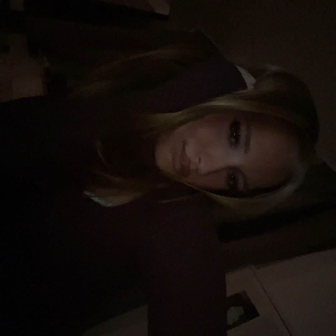 Deutsche hotte Janine tiktok Schlampe