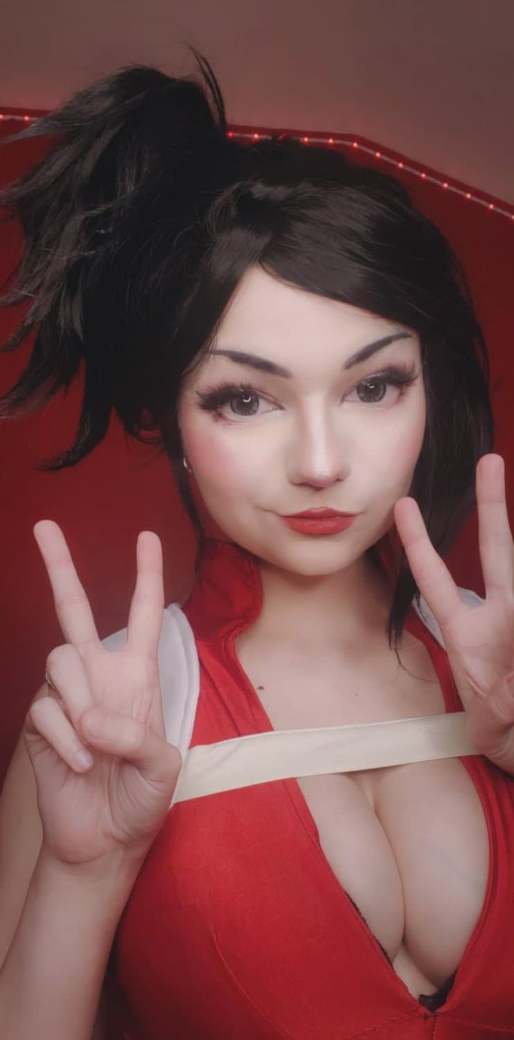 Leaked cosplayer cock tease