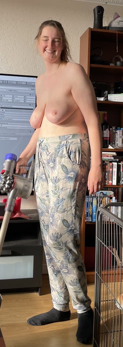 Big tit wife UK wife Nicole is a cockslut