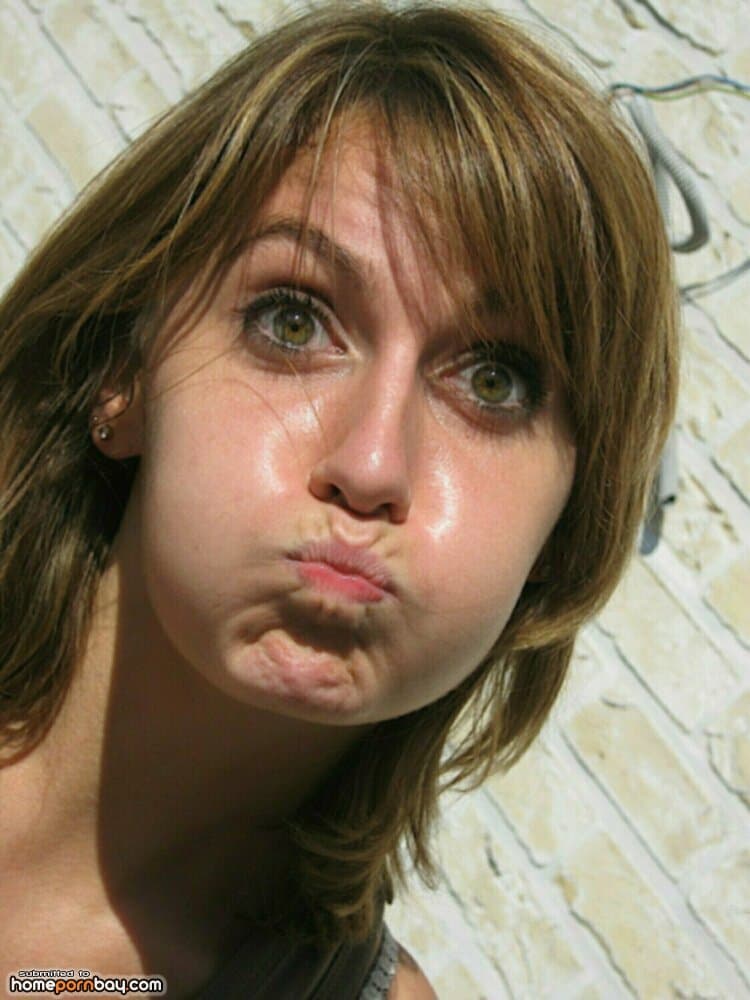 Wife with Amazing Hourglass Shape & Bubble Butt