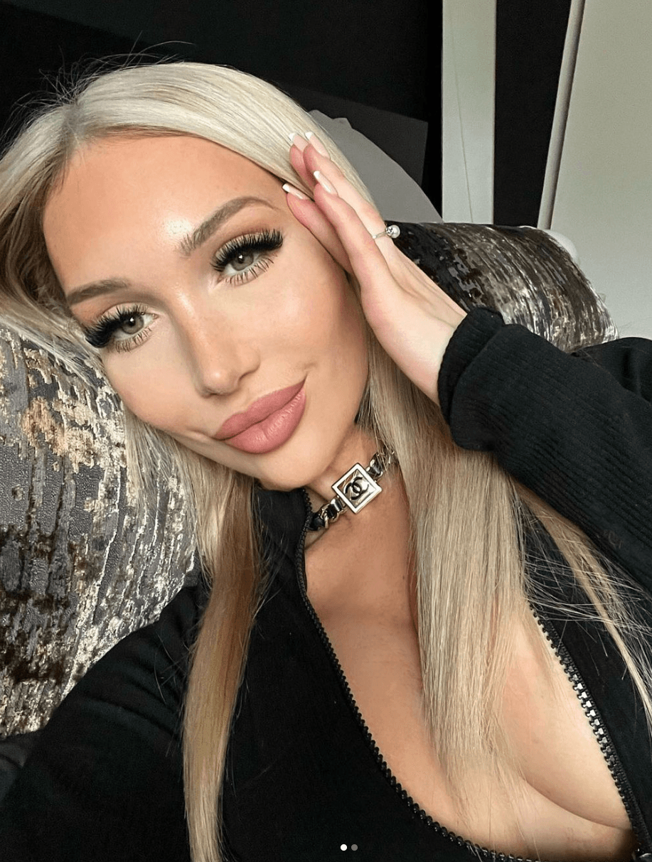 Austrian Top Model BBC Gangbang   BBC street blowjobs   Anal