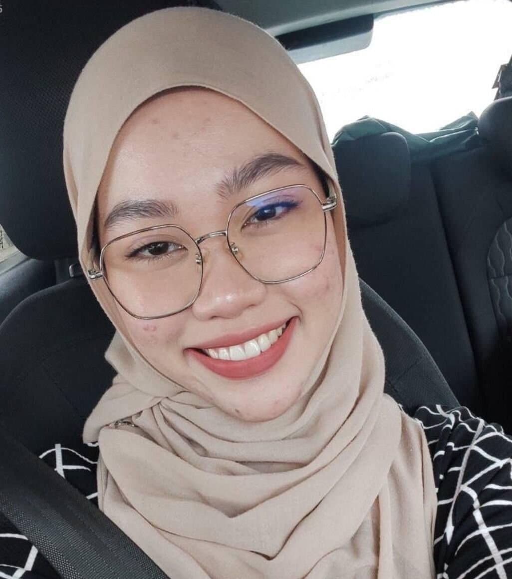 Asian Hijab big milf