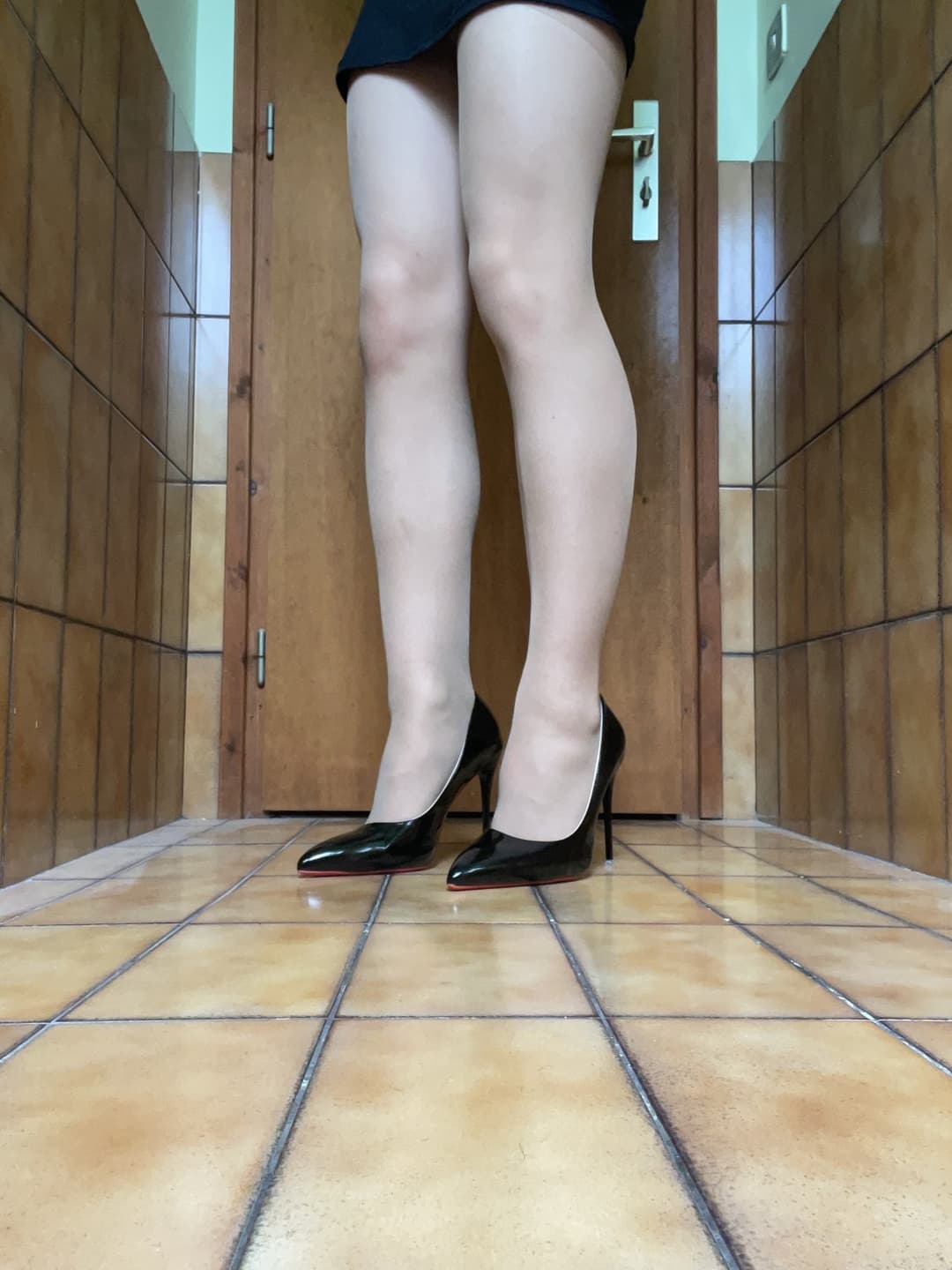 Click to view full size slutty outfits in tights ❤️