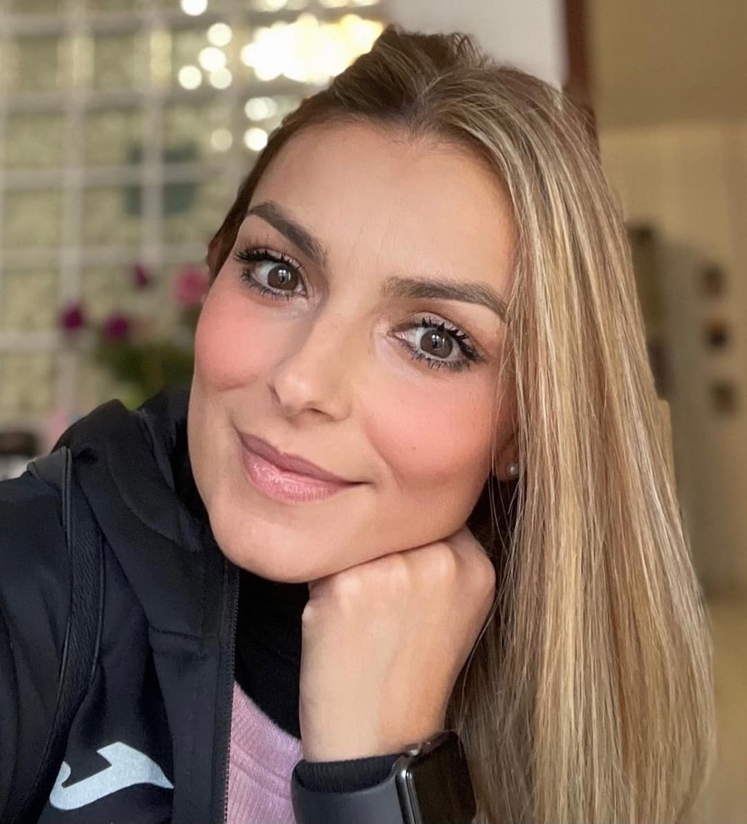 Click to view full size Silvia to repost