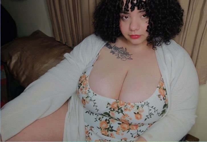 Bitch i wanna fuck, pm if you wanna talk about her