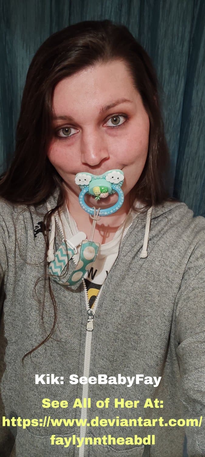 Faylynn The ABDL - Diaper Girl - Kik:SeeBabyFay - Let her know what a big baby she is! ???