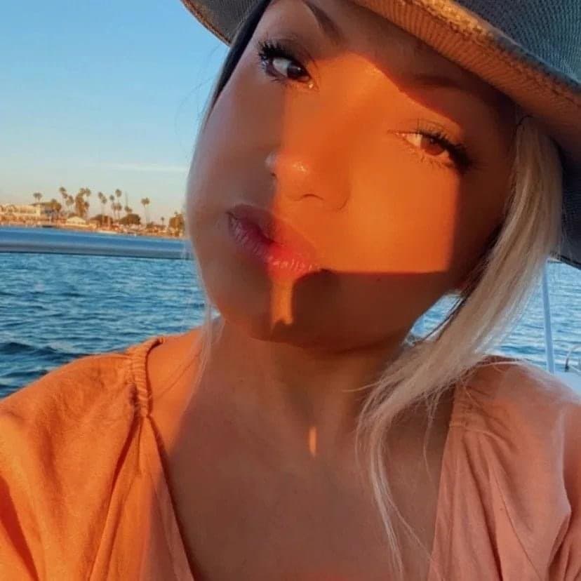 Titty fuck or face fuck ?