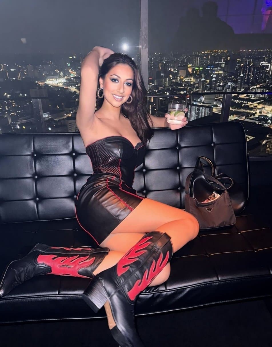 Hot Indian Punjabi Babe