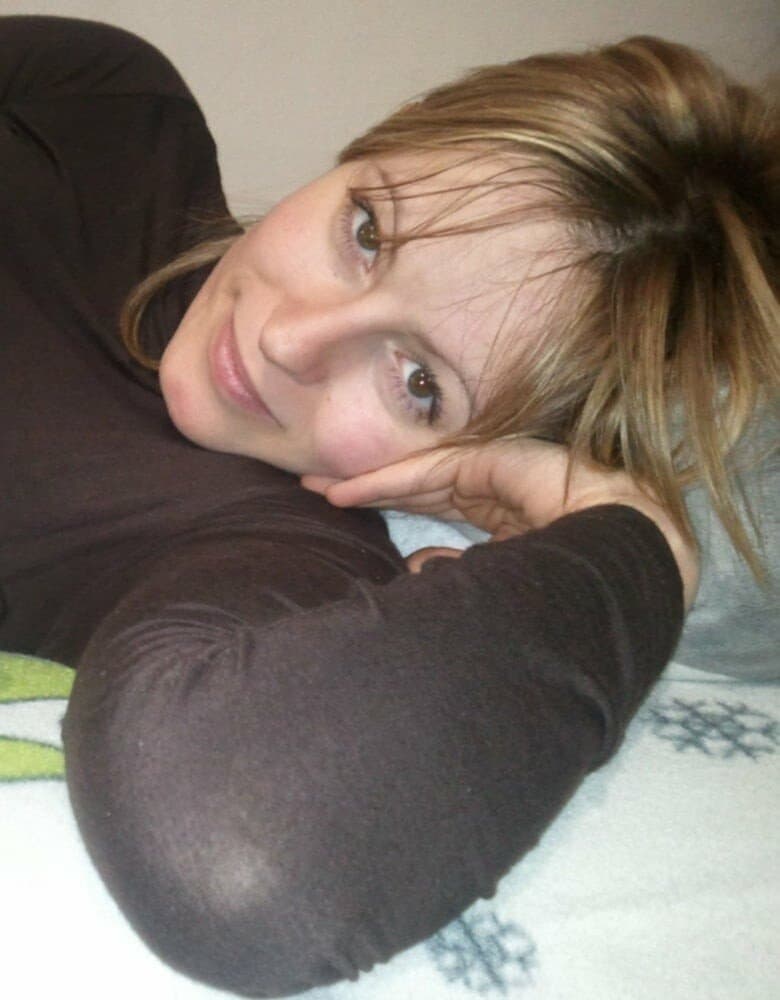 Charlotte infirmière? salope de Lyon??