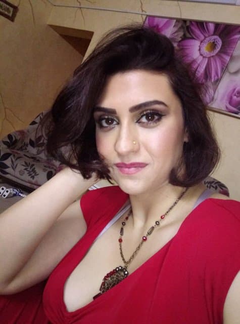 Beautiful and attractive Iraqi wife7771