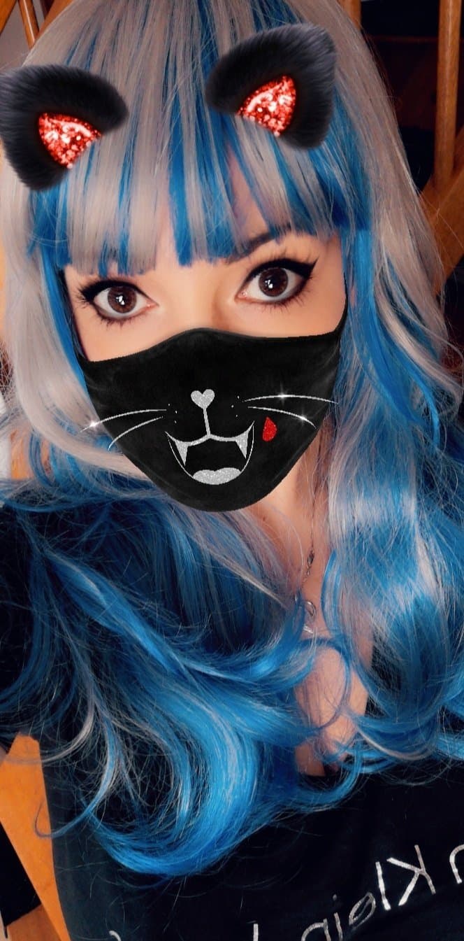 HUGE lactating tits on beautiful cammer model - Lily_lacto