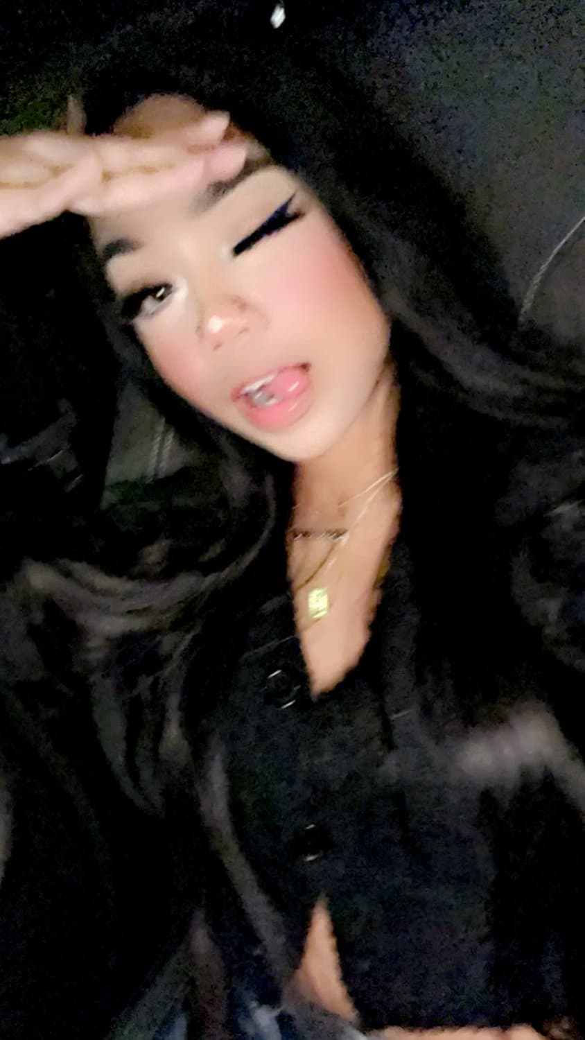 Click to view full size Sexy petite ABG teen Cece