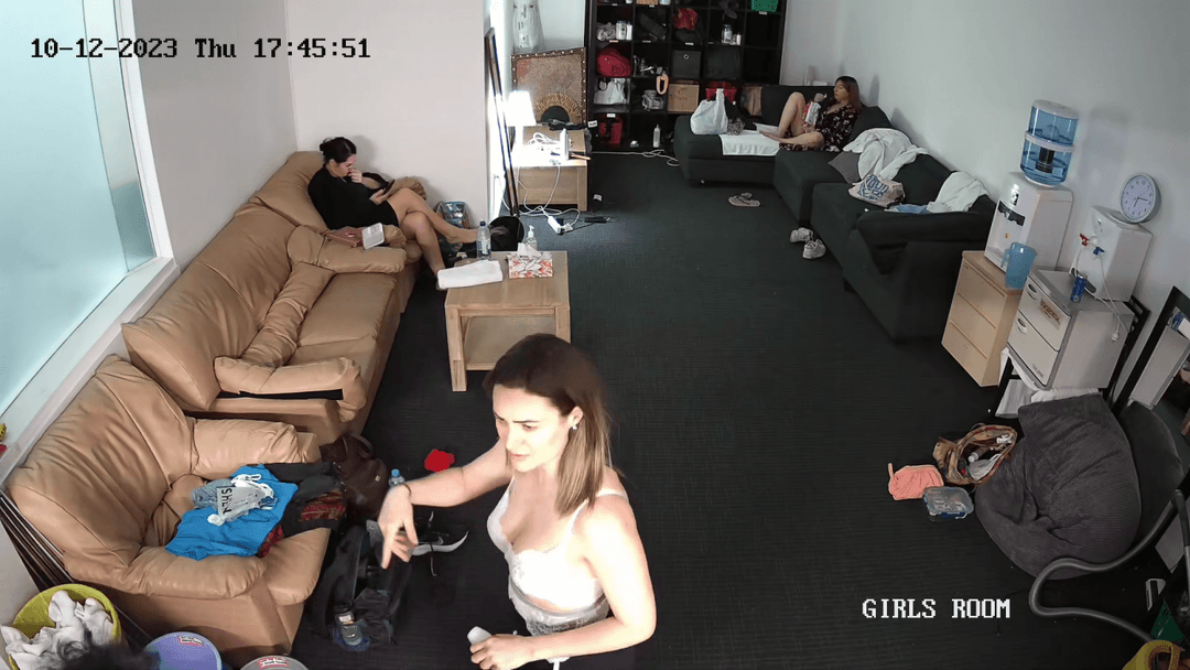 From a Physiotherapist in Brazil.. to a Hooker in Australia