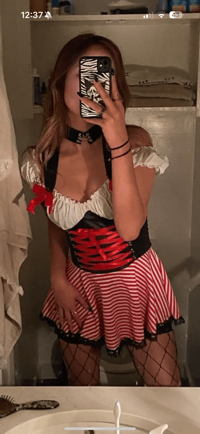 Obedient petite Asian duck meat is ready for anything