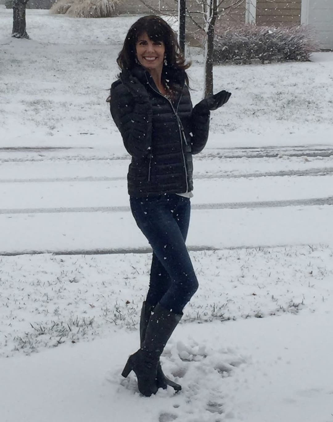 Catholic MILF Dee Is A Whore! (Penance Needed)