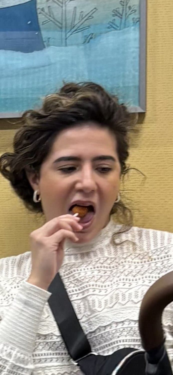 Milf sucking lollipop like a cock, dick practice ??.