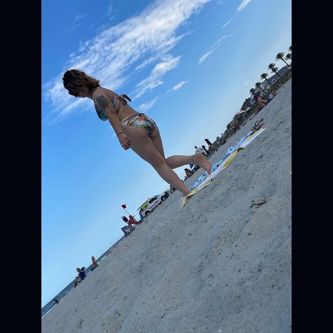 Sexy slut Mya submitted