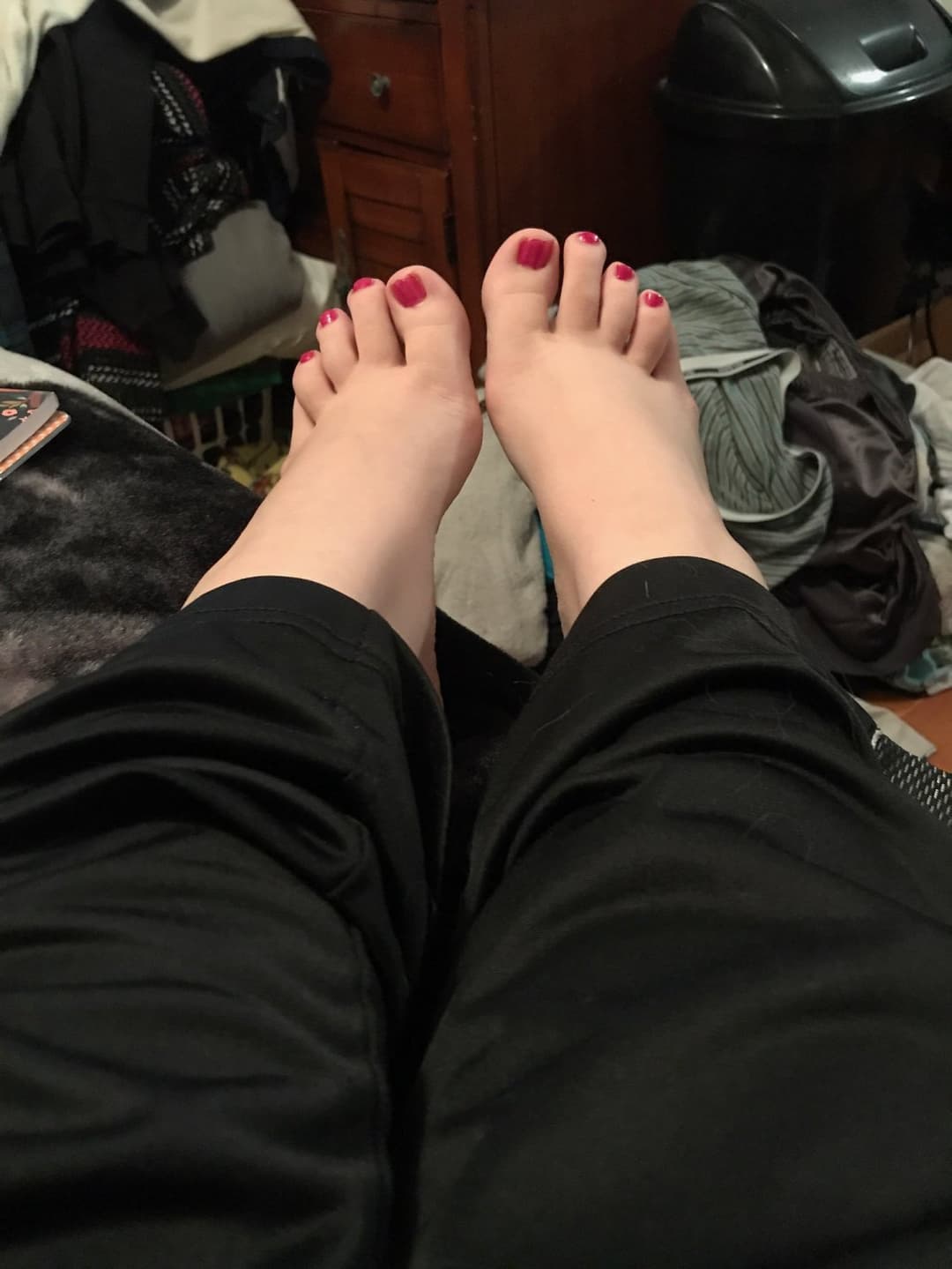 Krysta Marie Black, 30, Maine, Size 7 Feet