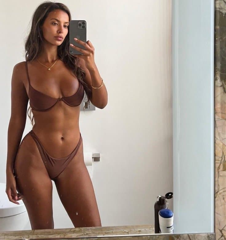 Maya Jama Hot as Fuck Baddie gets Cocked in her Purple Bikini Amazing Orgasm ?????✊????