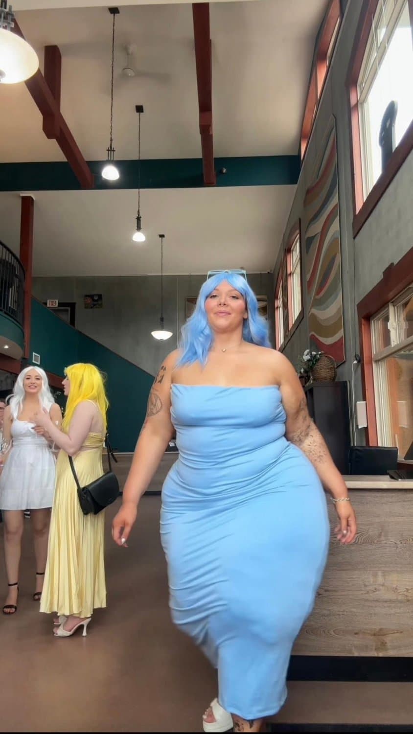 Click to view full size MASSIVE HUGE ASS SSBBW