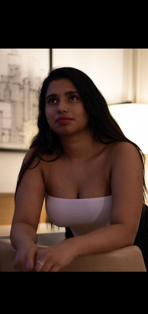 Desi Cute Indian/Sri lanka Busty Newly Married Rich Wife Homemade Doggy Fucking & Blowjobs