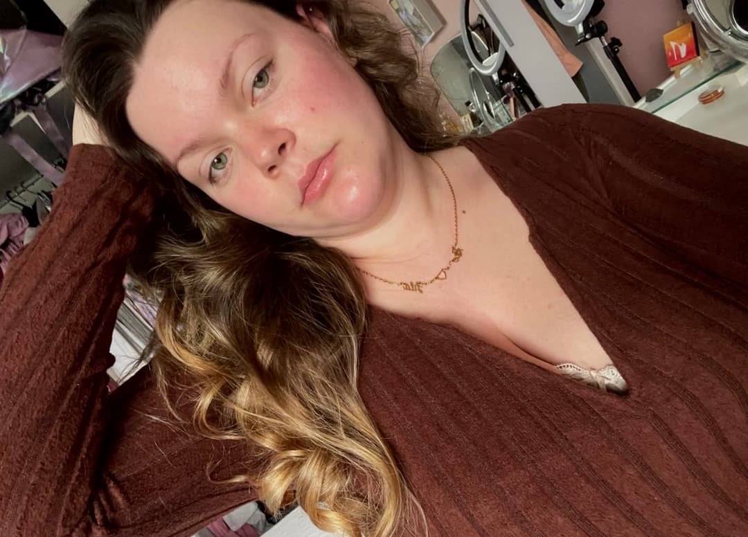 Pregnant slut want to get naughty tonight