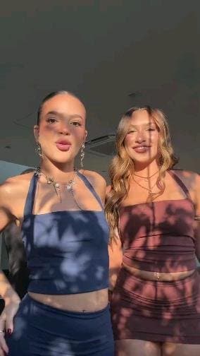 Novas video e fotos de Mel...Mel Maia lindissima e fofa , famosinha gostosa !!!