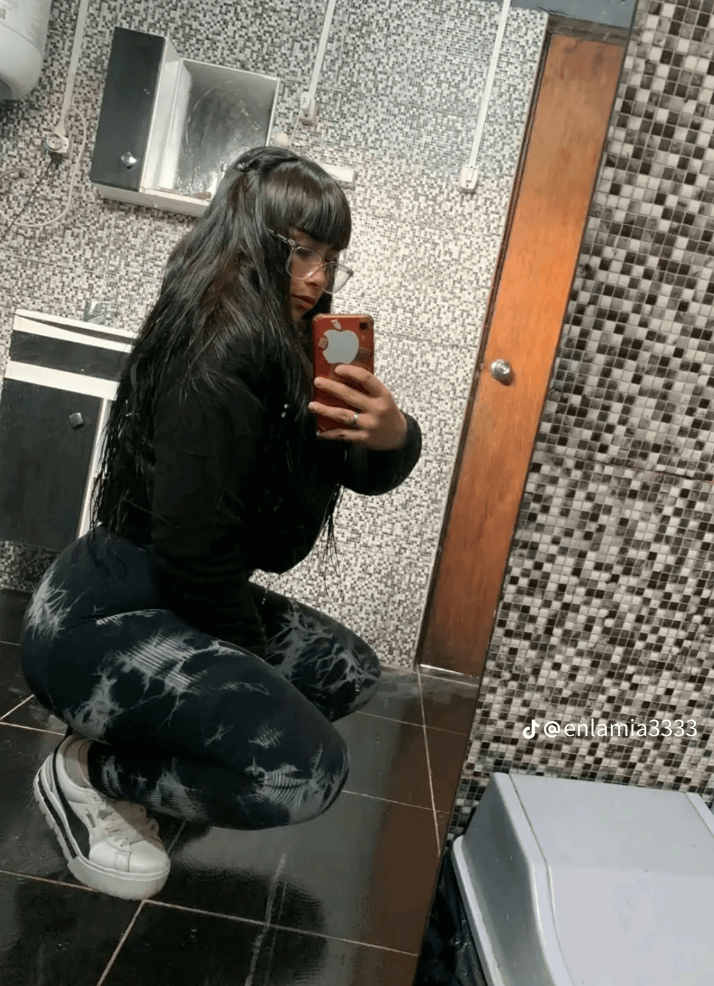 Putas hermosas pendejas con calza levanta cola gym hermosas culonas divinas como nos gustan??