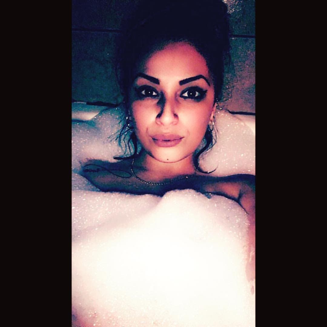 Andrea latina pregnant n non pregnant