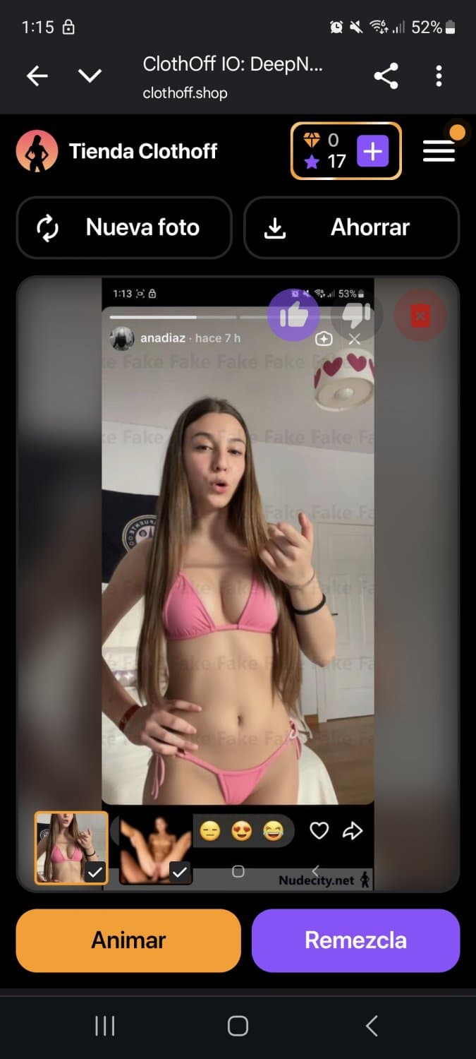 Chica con culo y tetas en traje de baño y otra chica bailando