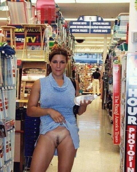 Bottomless Girls in Public 5