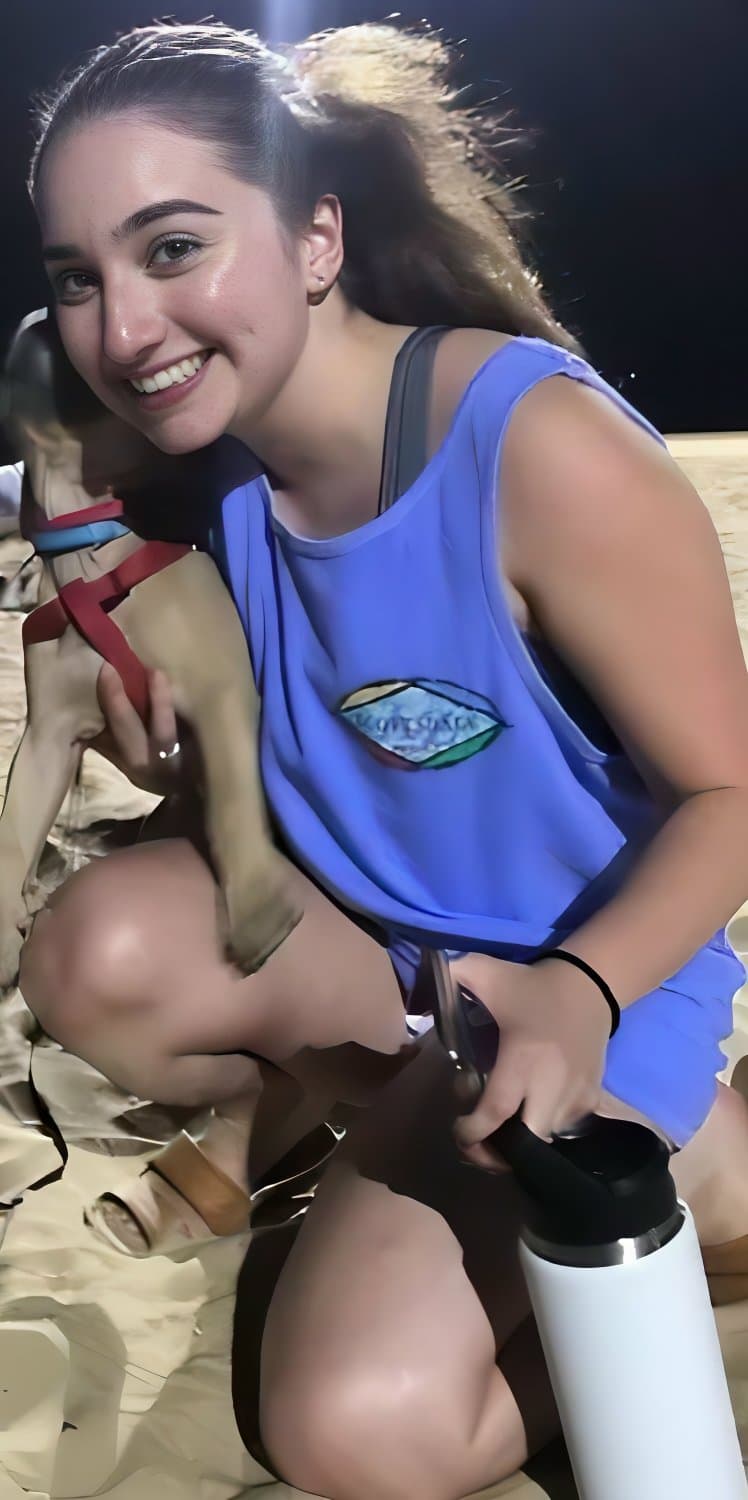 Her bestfriend told her she wanted to make him cum by giving him oral sex