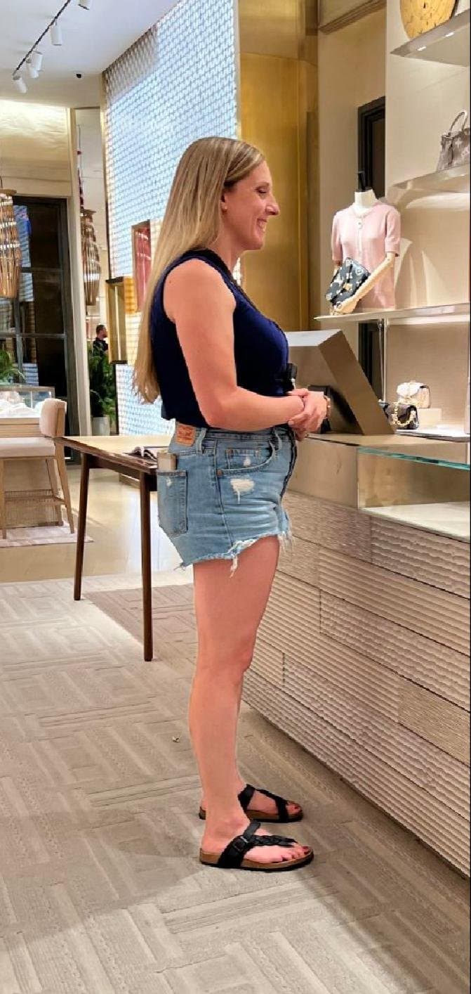 Gorgeous blonde MILF