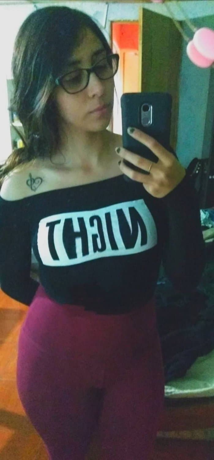 Hot nerdy girl glasses