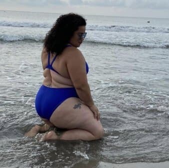 COLUMBIAN BBW BIKINI BABE