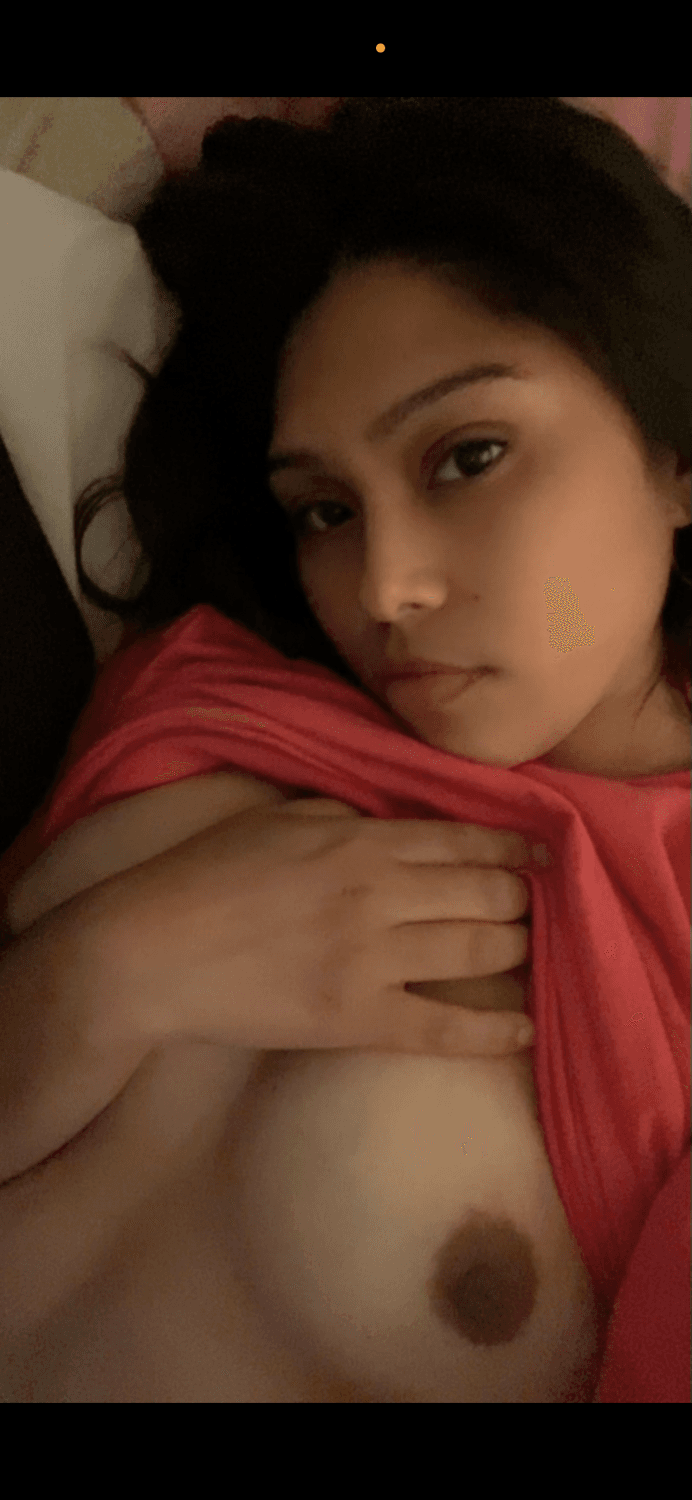 Latina webslut Heidi naked in public . Loves being caught. Kik cway5