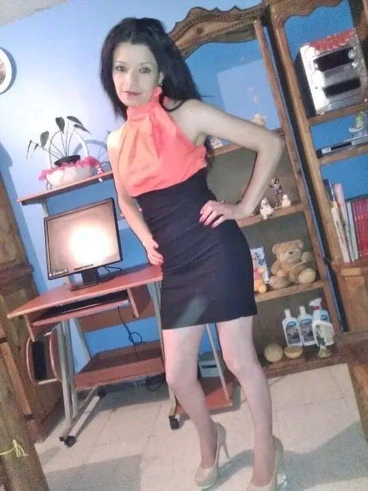 Vendedora mexicana sexi de Elektra