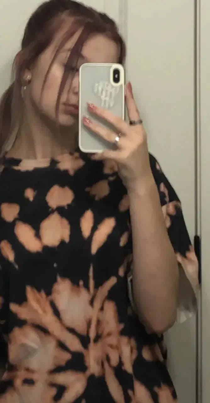 Petit princess is ready to take massive loads (trib in dm)