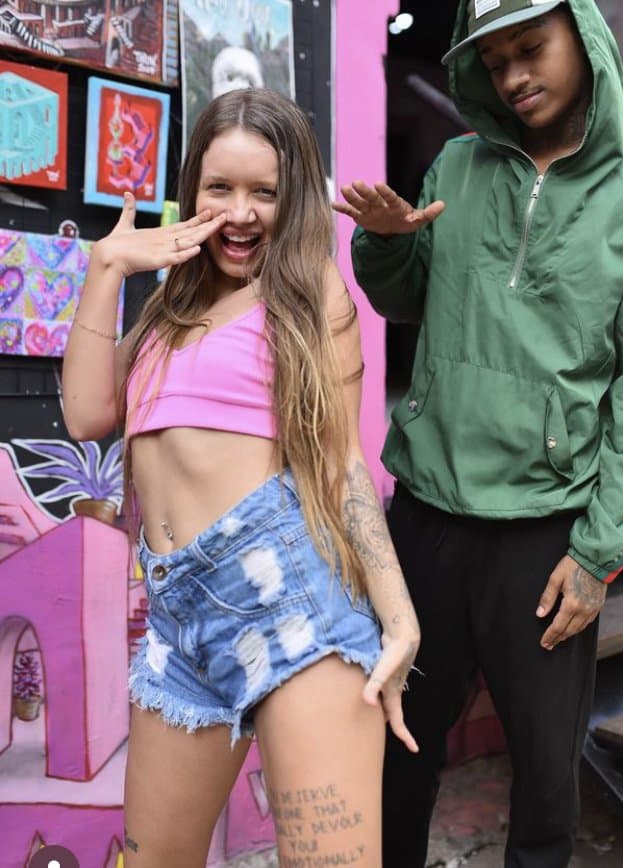 Novinha de 18 com amigas no motel em sexo lésbico famosinha no privacy todos dela no vazou vazado ff